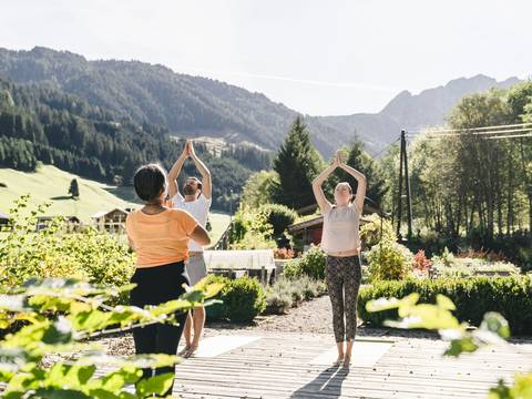 Traumhotel Alpina: die 10 bekanntesten Yogaübungen